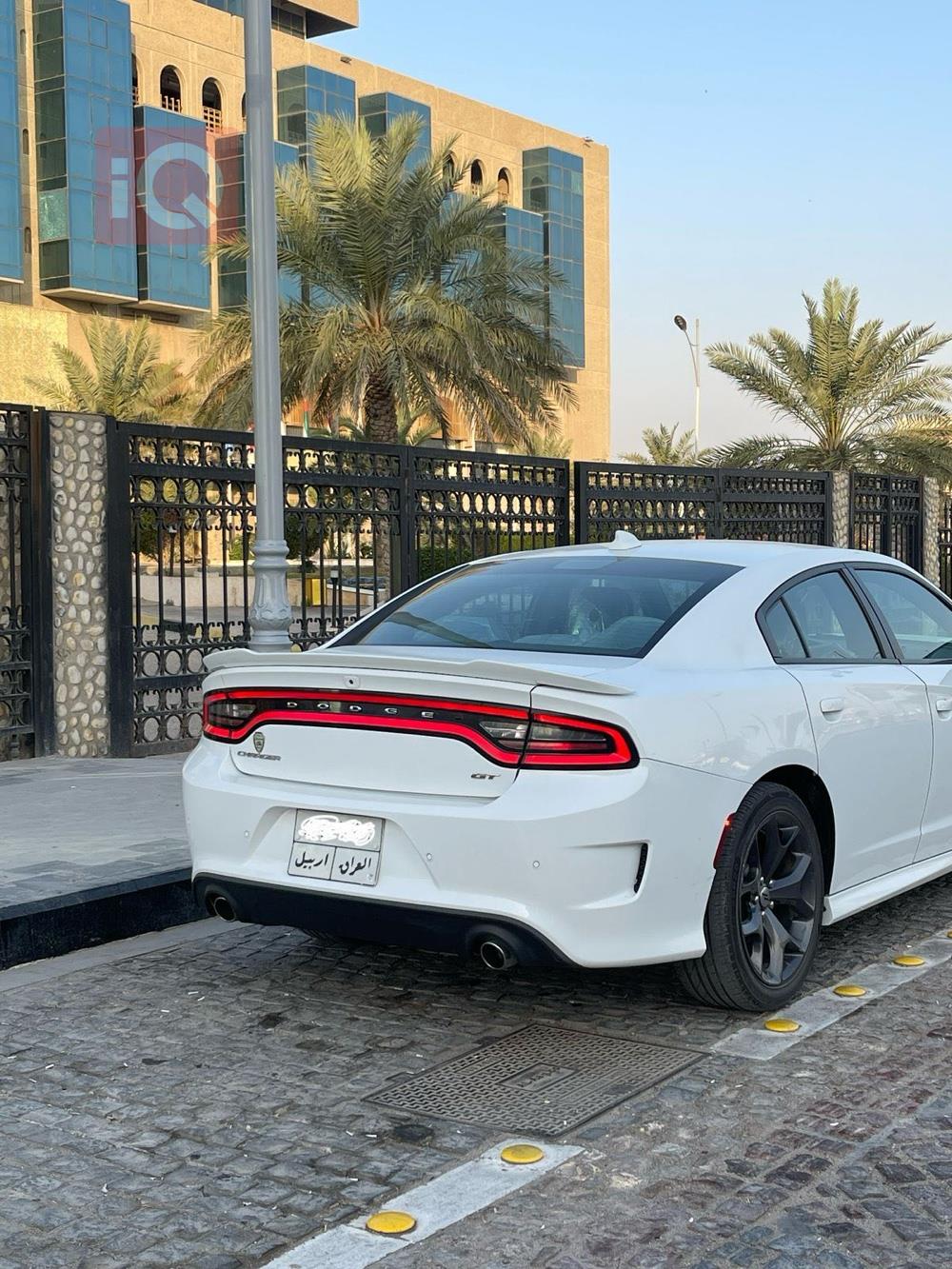 دۆج چارجەر